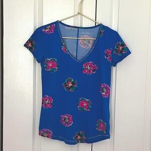 Lilly Pulitzer Cynthia Top Floral Royce Blue V-Neck Women’s Tee Size XS